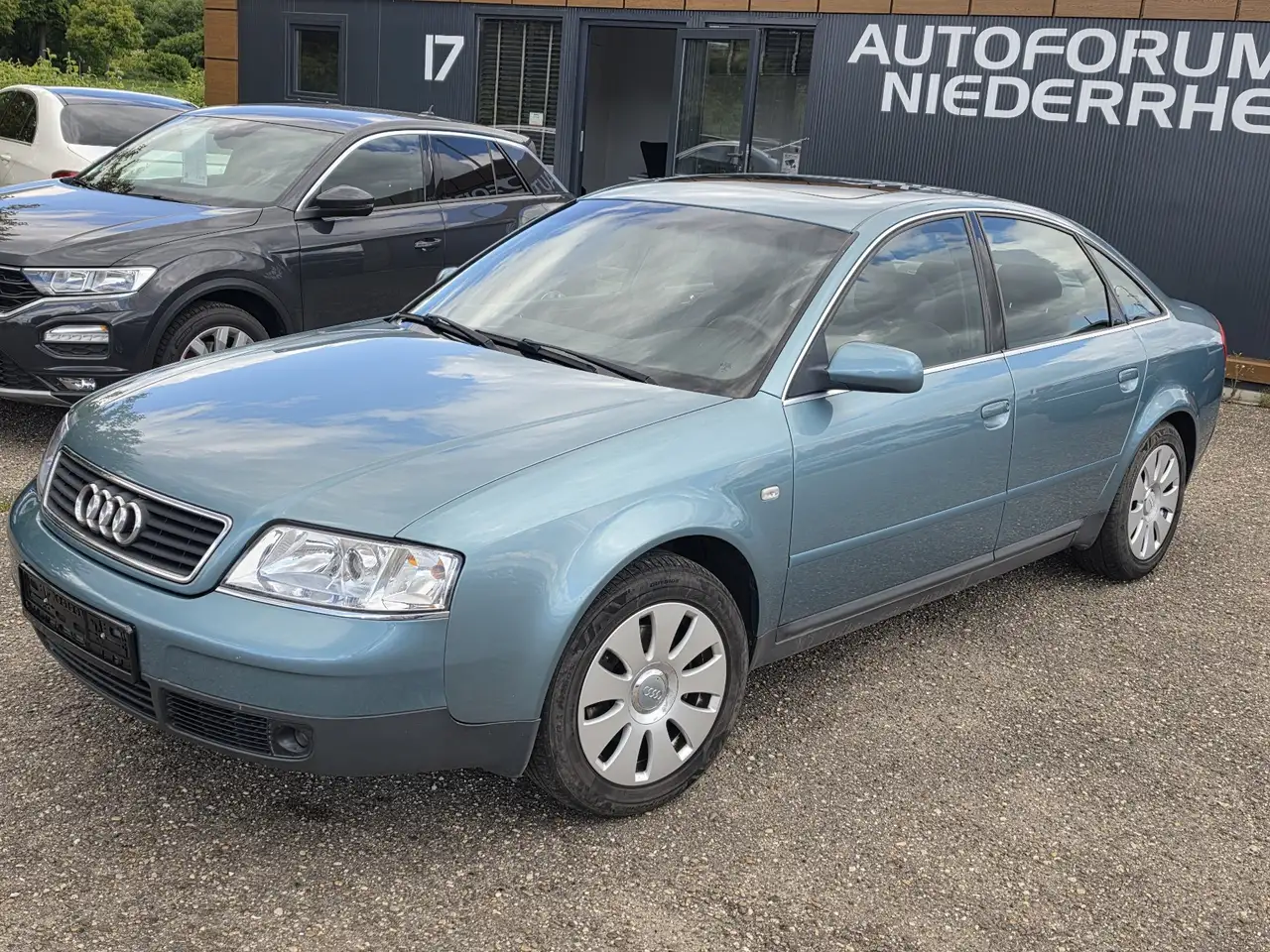 Audi A6 2.4 Limousine, foto 2