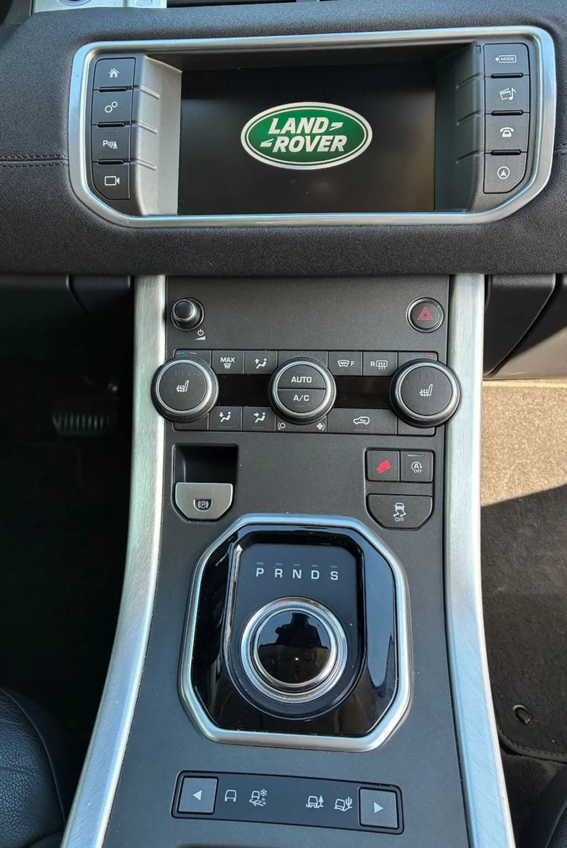 Land Rover Range Rover Evoque Evoque SE Automatik Bi-Xenon Navi Panorama AHK — photo 14