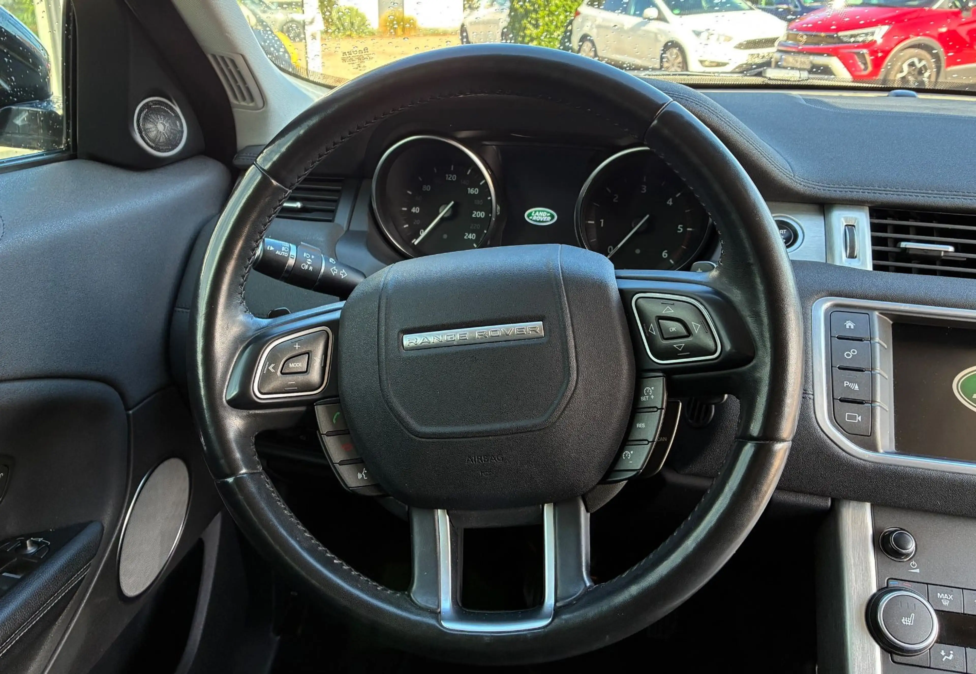 Land Rover Range Rover Evoque Evoque SE Automatik Bi-Xenon Navi Panorama AHK — photo 15