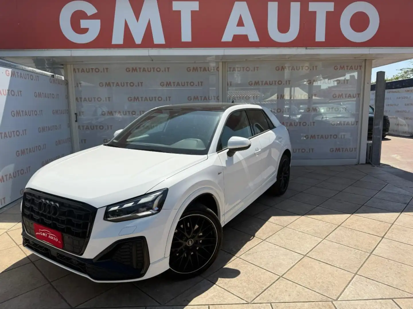 Audi Q2 35 TFSI 3X S-LINE MATRIX PANORAMA CERCHI 19" BLACK Bianco - 1