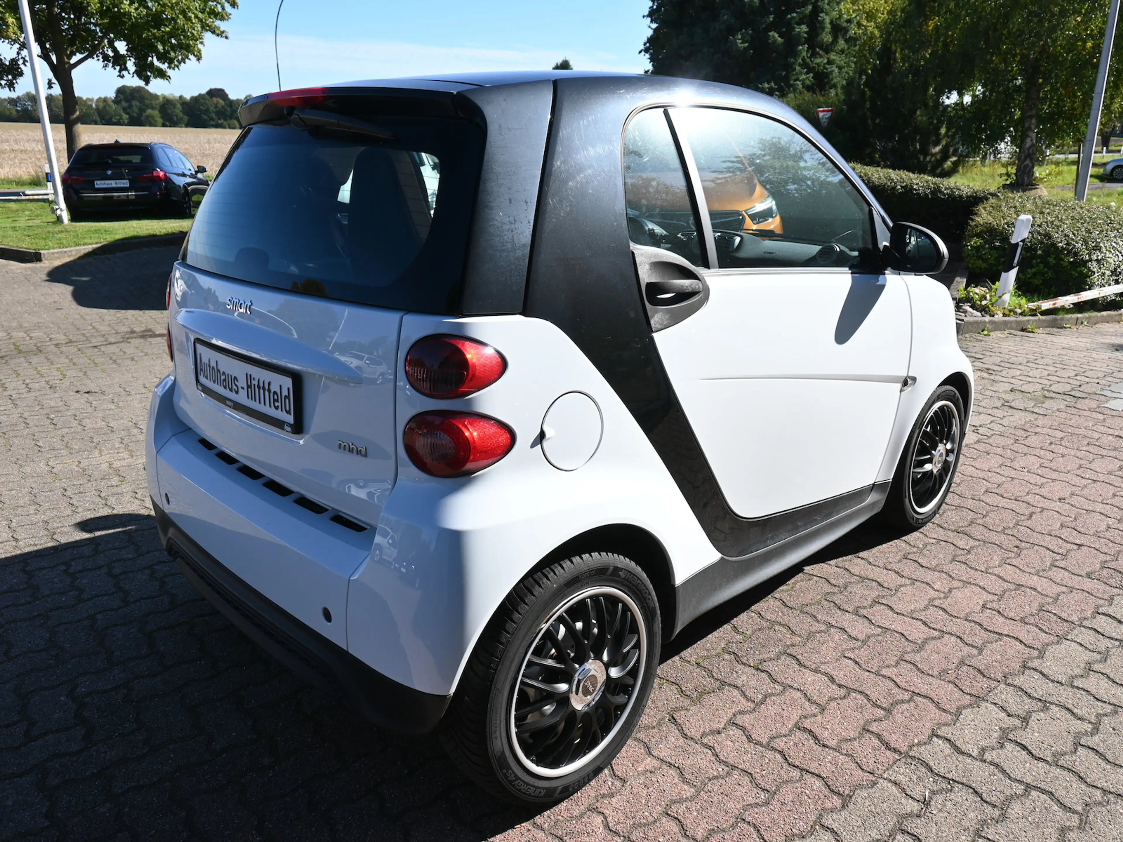 smart forTwo 1.0 coupe mhd 52 kW Servo Klimaaut Pano — photo 10