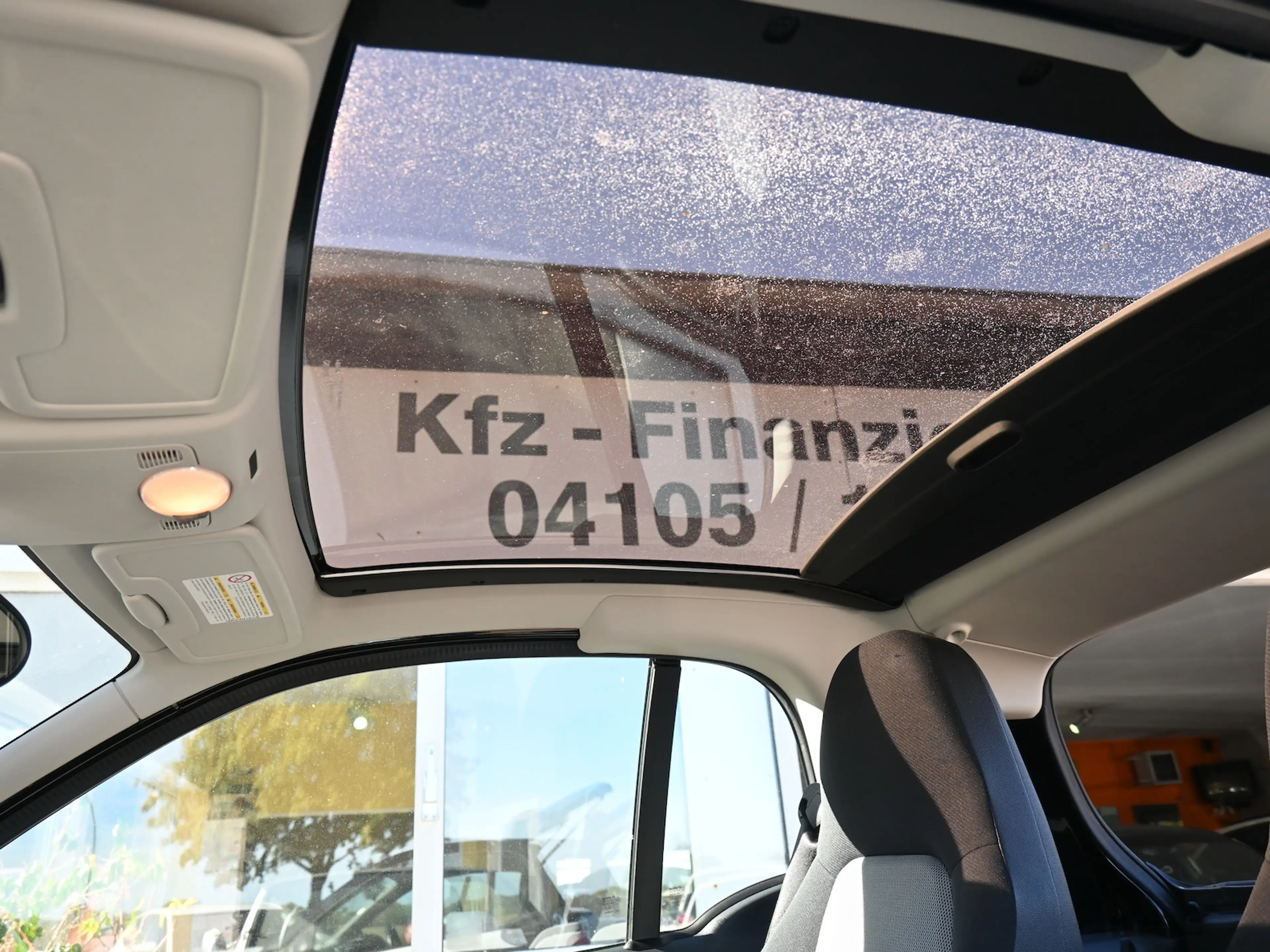 smart forTwo 1.0 coupe mhd 52 kW Servo Klimaaut Pano — photo 5