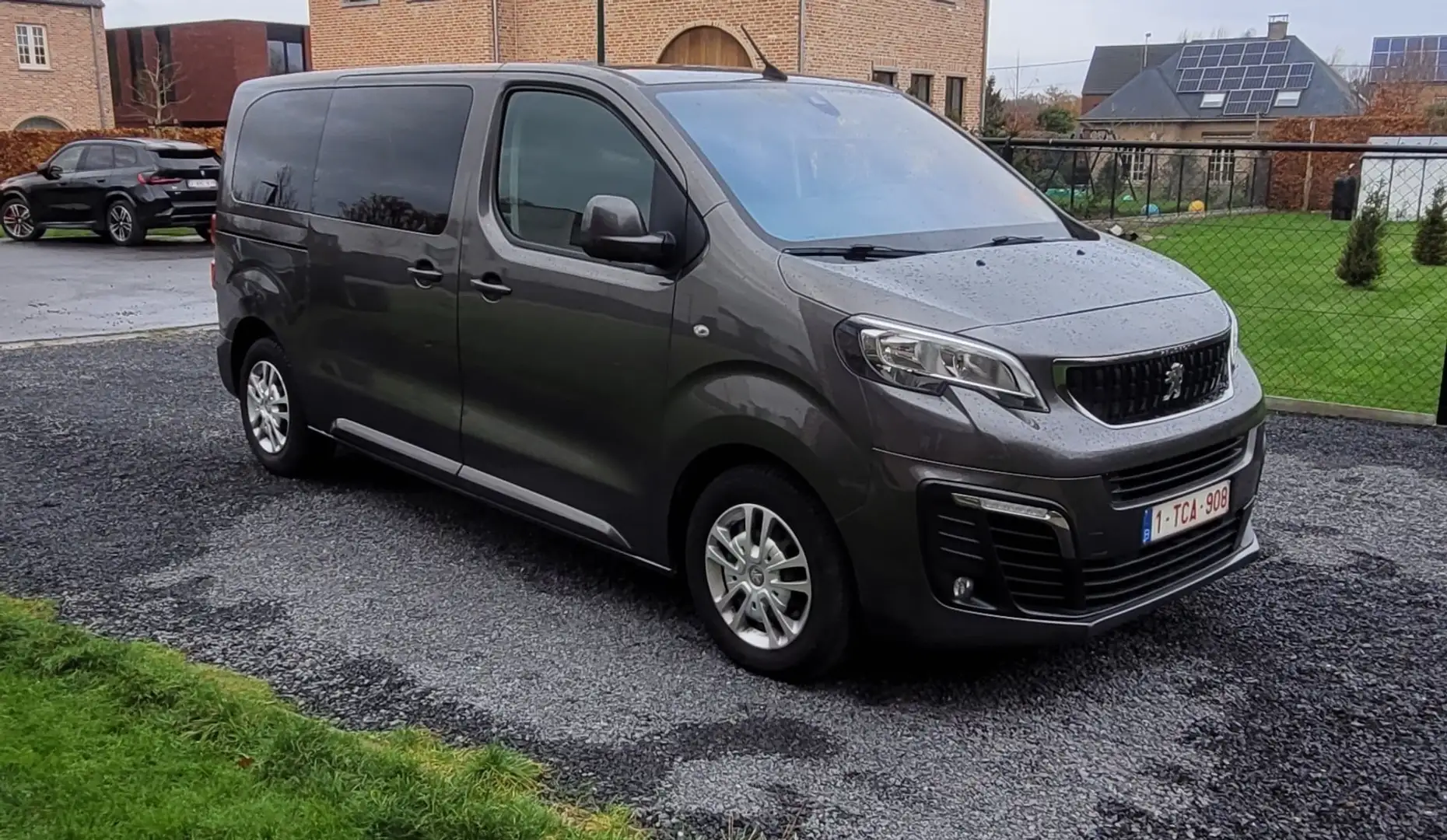 Peugeot Traveller 1.6 BlueHDi L2 Business S&S Gris - 1