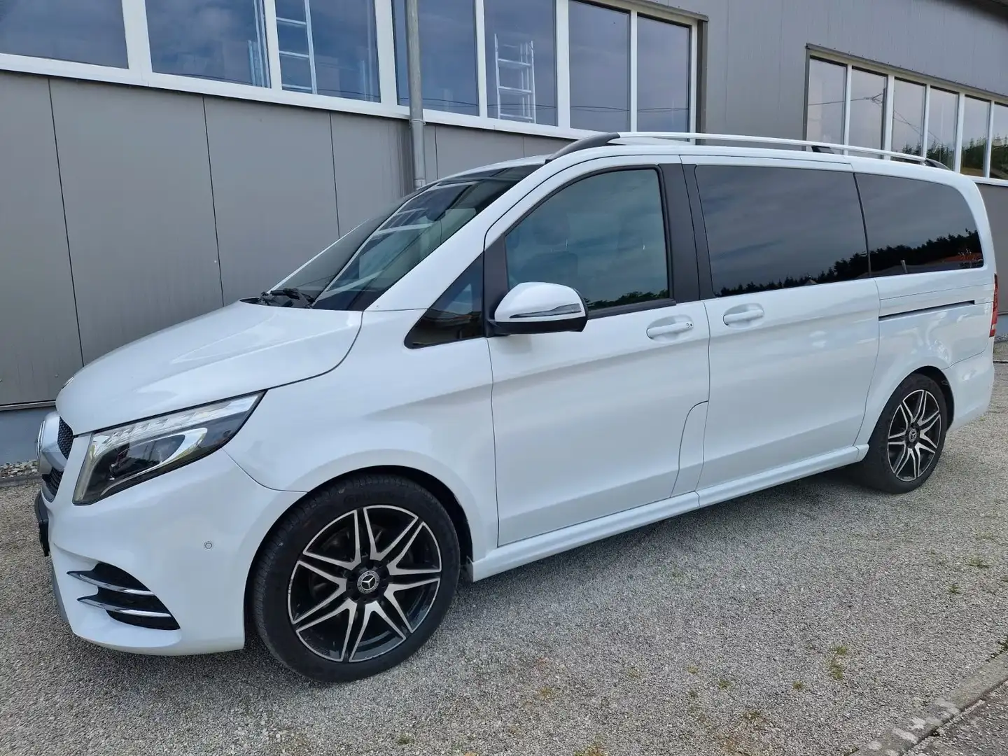 Mercedes-Benz V 300 d lang 9G-TRONIC Alb - 2