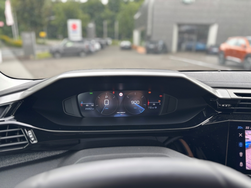 Peugeot 408 Allure 130 DAB AHK ACC SITZHZG NAVI — photo 9