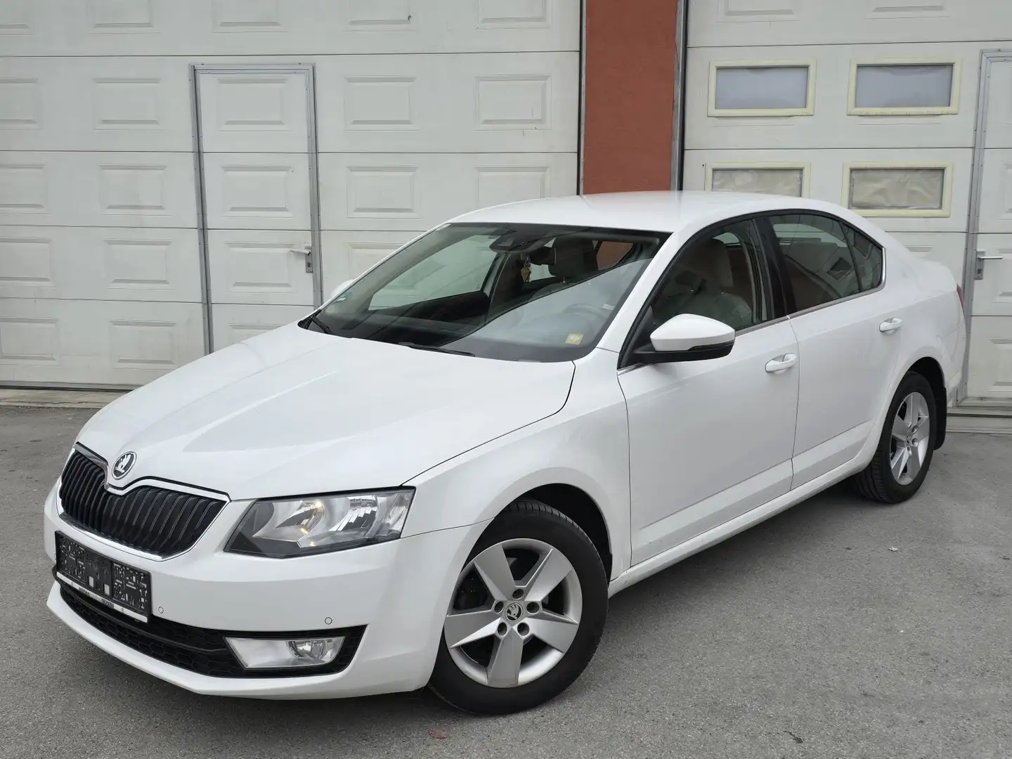 Skoda Octavia Octavia 1,6 TDI Greentec *Pickerl NEU* *1.Besitz* Weiß - 1