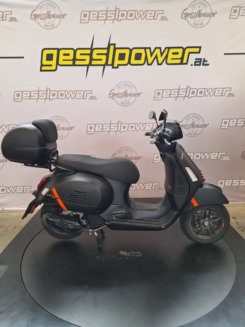 Vespa GTS 125 Gebrauchtfahrzeug inkl. Topcase Noir - 1