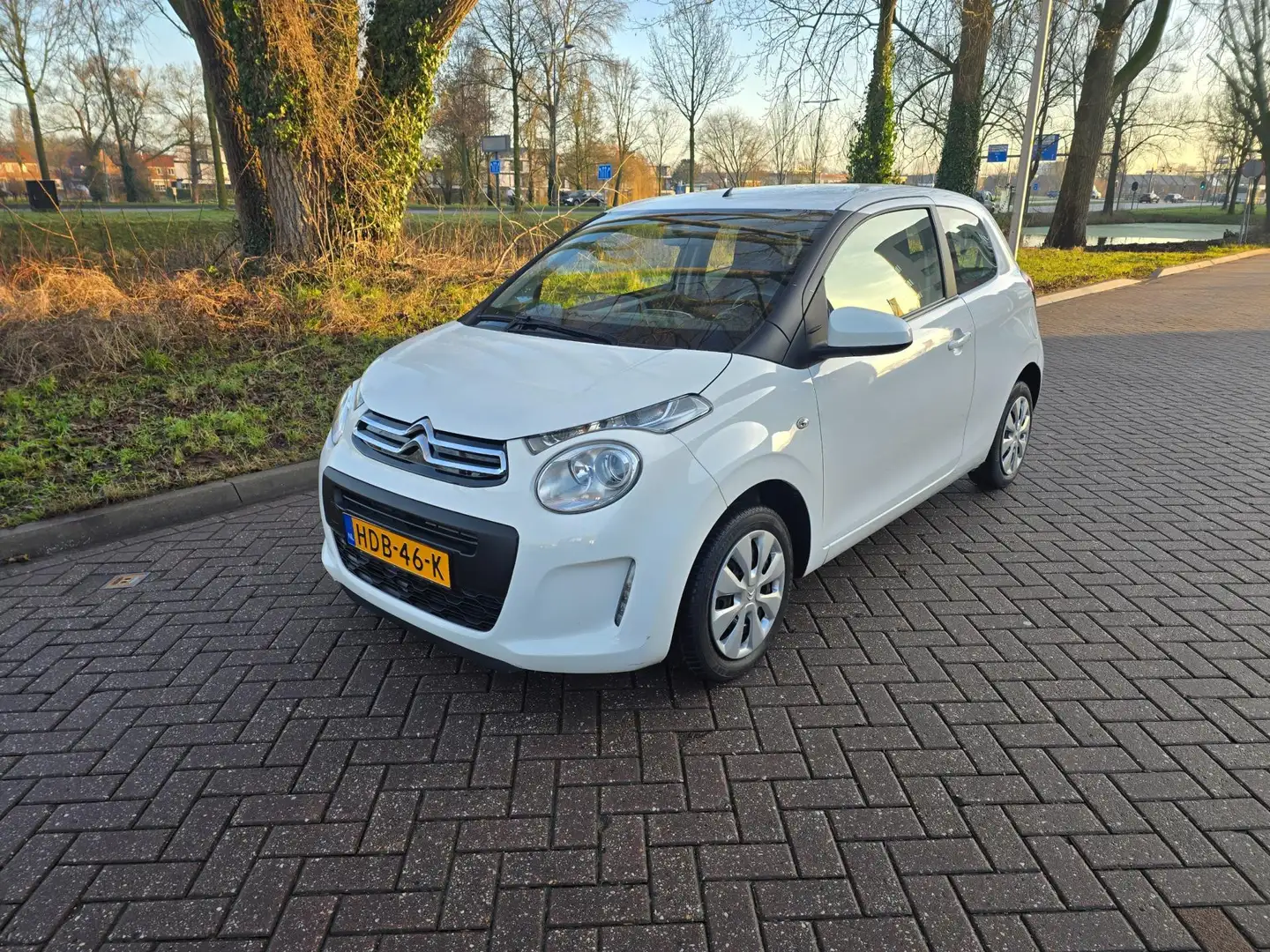 Citroen C1 1.0 e-VTi Live Airco Mooie Auto Wit - 1