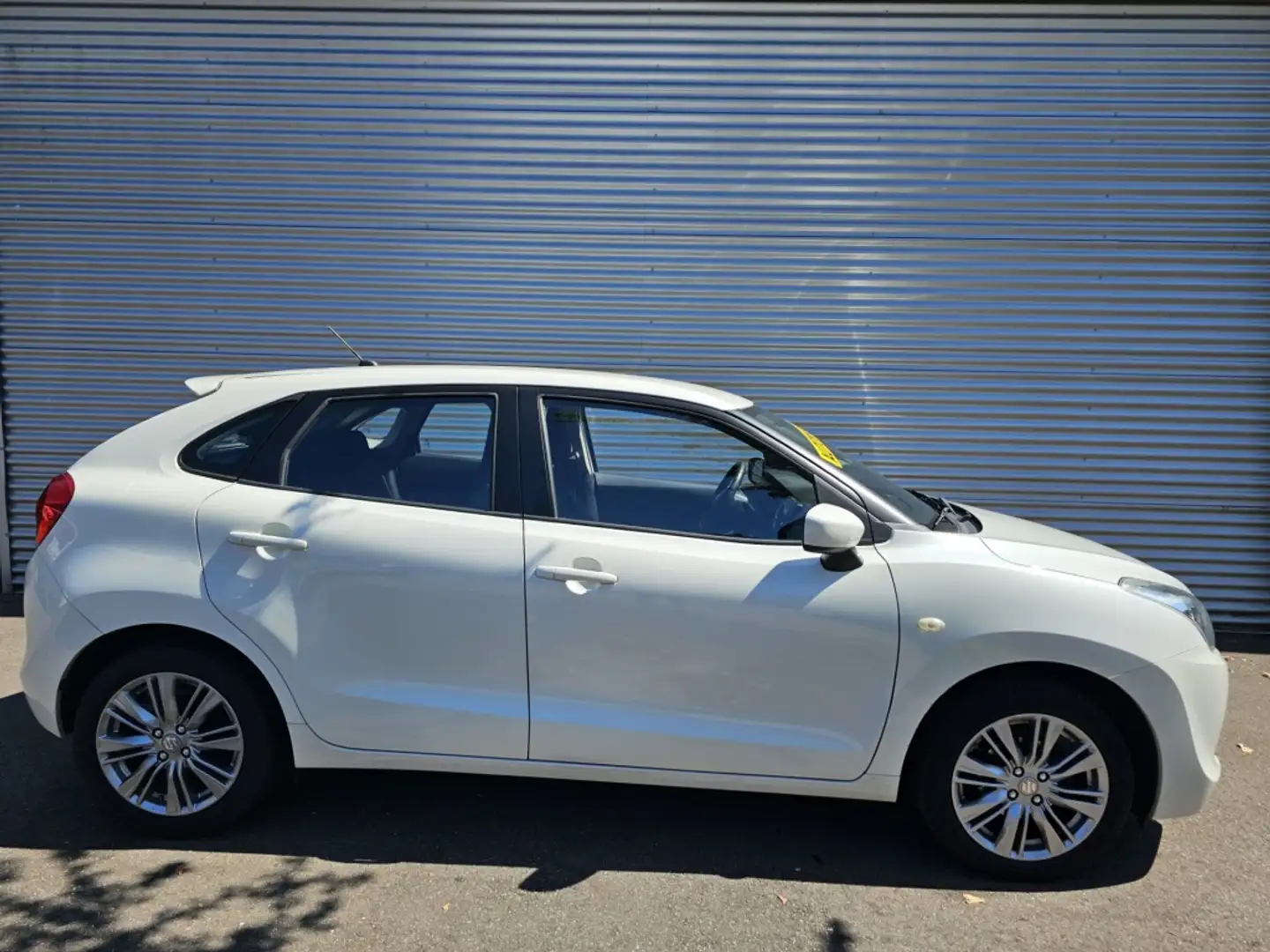 Suzuki Baleno 1.2 Exclusive Blanc - 1