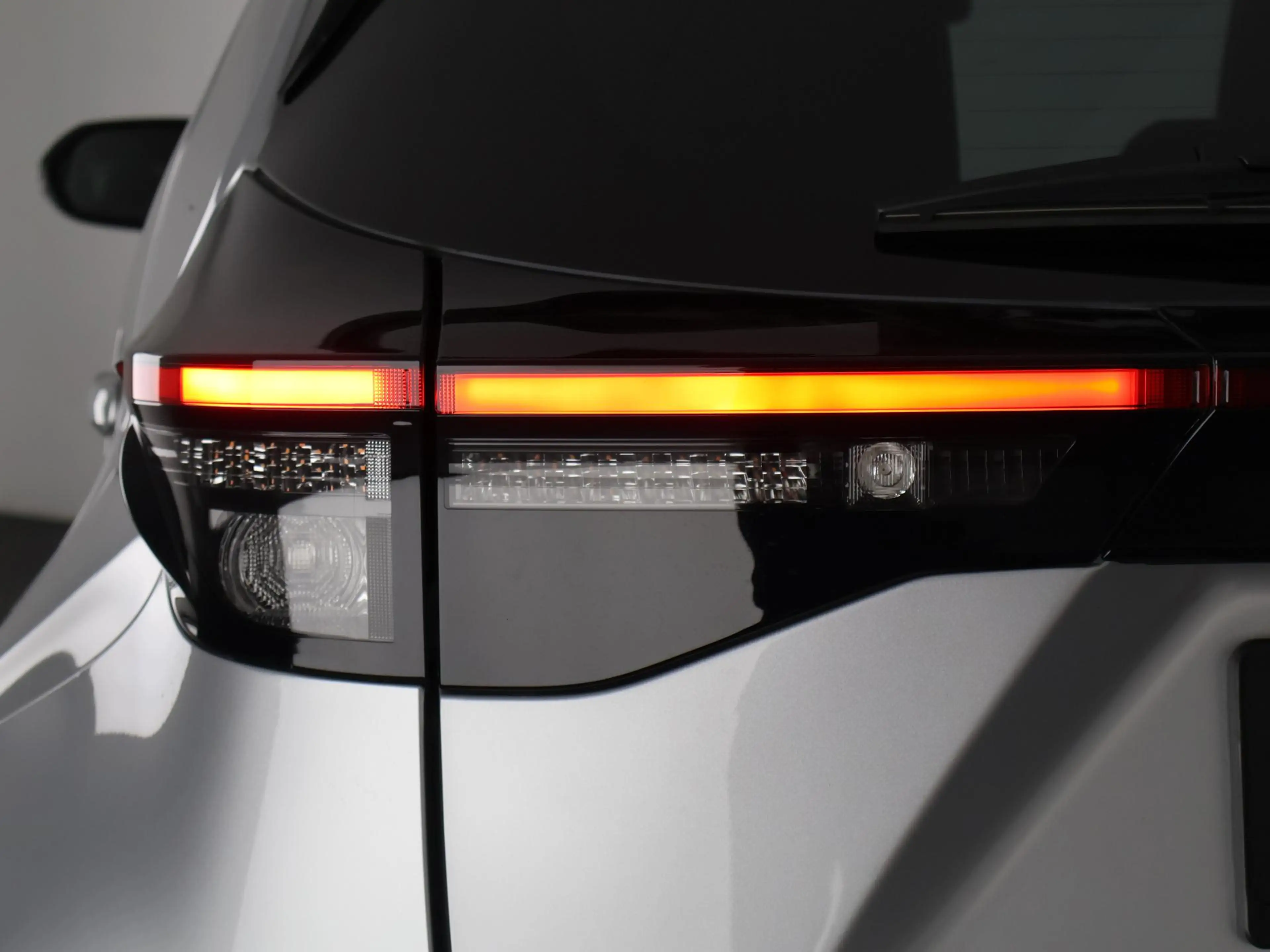 Toyota Yaris Cross 1.5 Hybrid 115 Dynamic Luxury Bi-Tone | Stuur- & S — photo 34