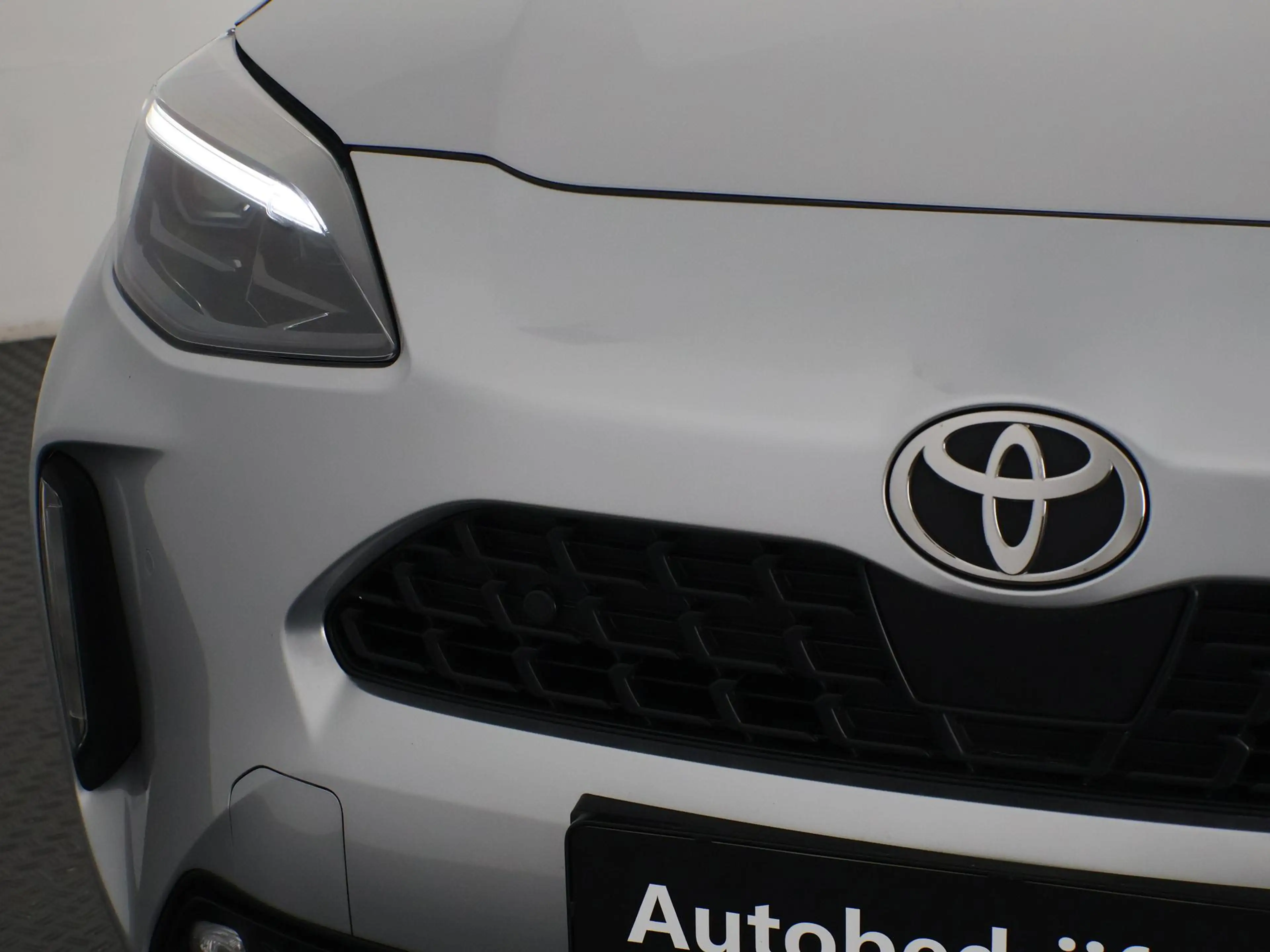 Toyota Yaris Cross 1.5 Hybrid 115 Dynamic Luxury Bi-Tone | Stuur- & S — photo 37