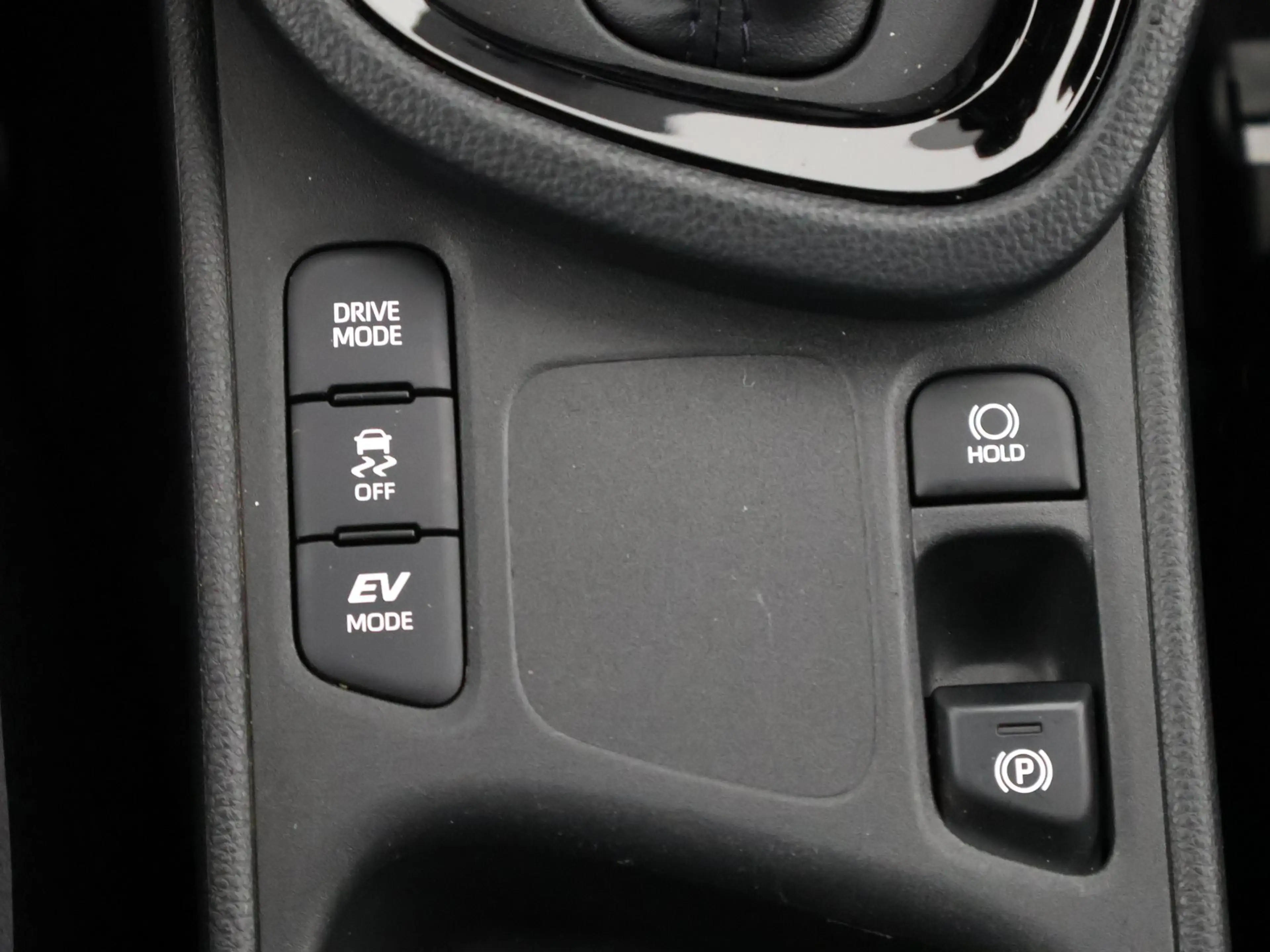 Toyota Yaris Cross 1.5 Hybrid 115 Dynamic Luxury Bi-Tone | Stuur- & S — photo 11