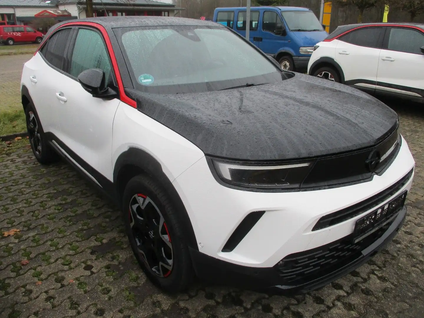 Opel Mokka GS Line Automatik +AHK +Navi Weiß - 1