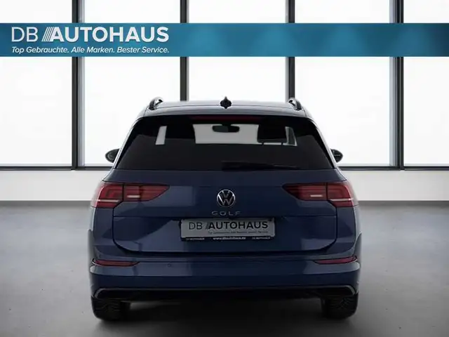 Volkswagen Golf view 5