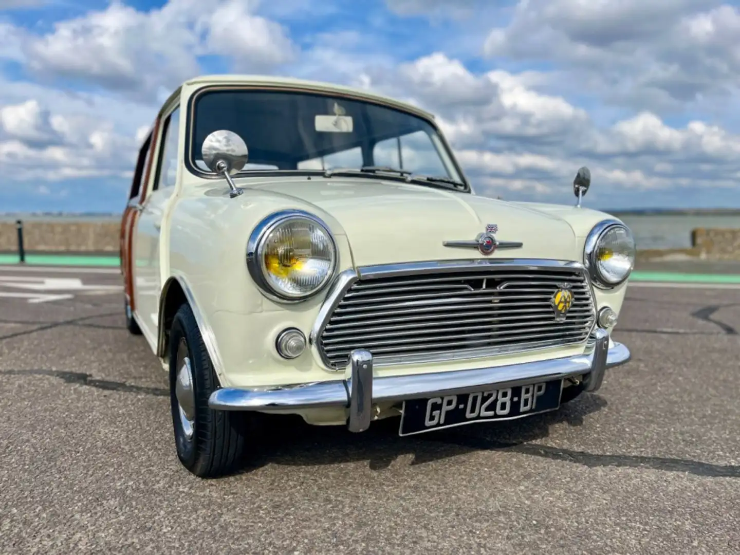 Austin Mini Countryman - 2