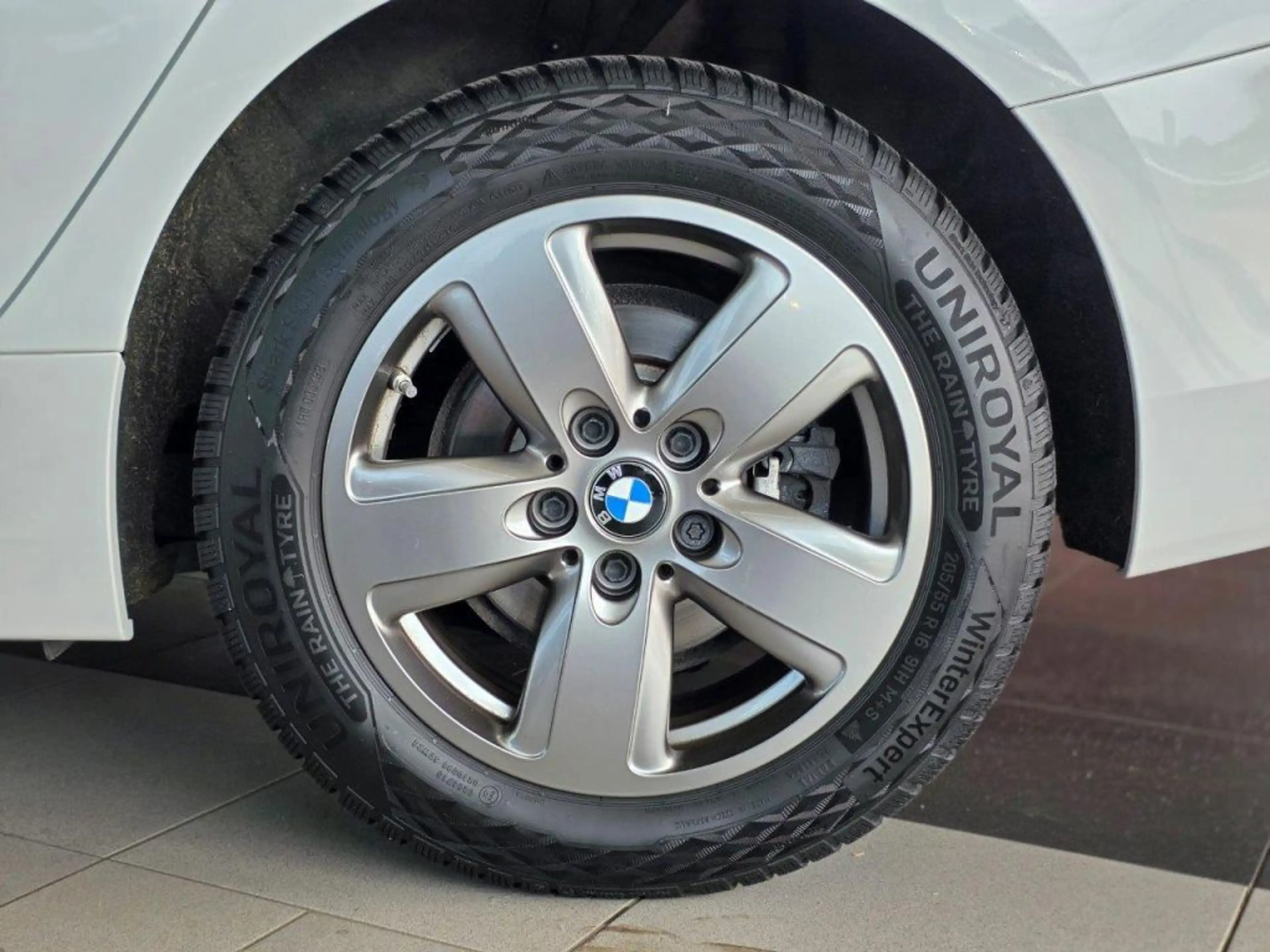 BMW 216 216d Gran Coupe  Aut. Advantage — photo 10