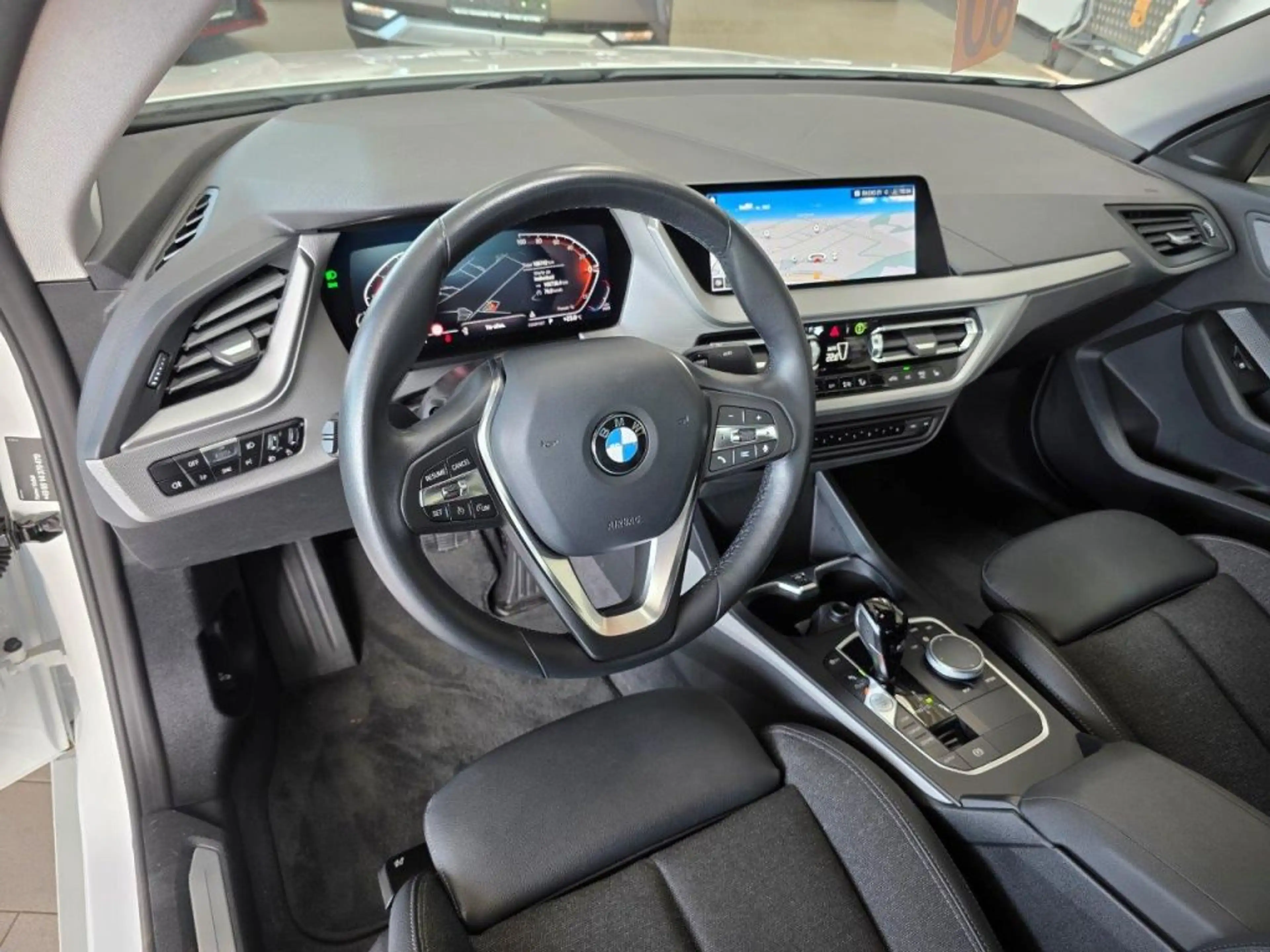 BMW 216 216d Gran Coupe  Aut. Advantage — photo 11