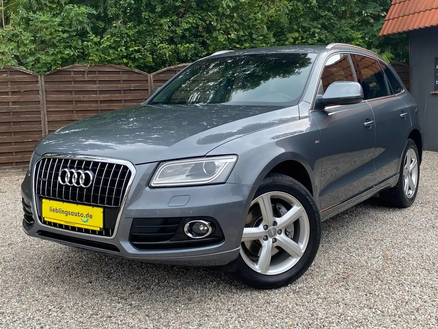 Audi Q5 3.0 TDI Grau - 1