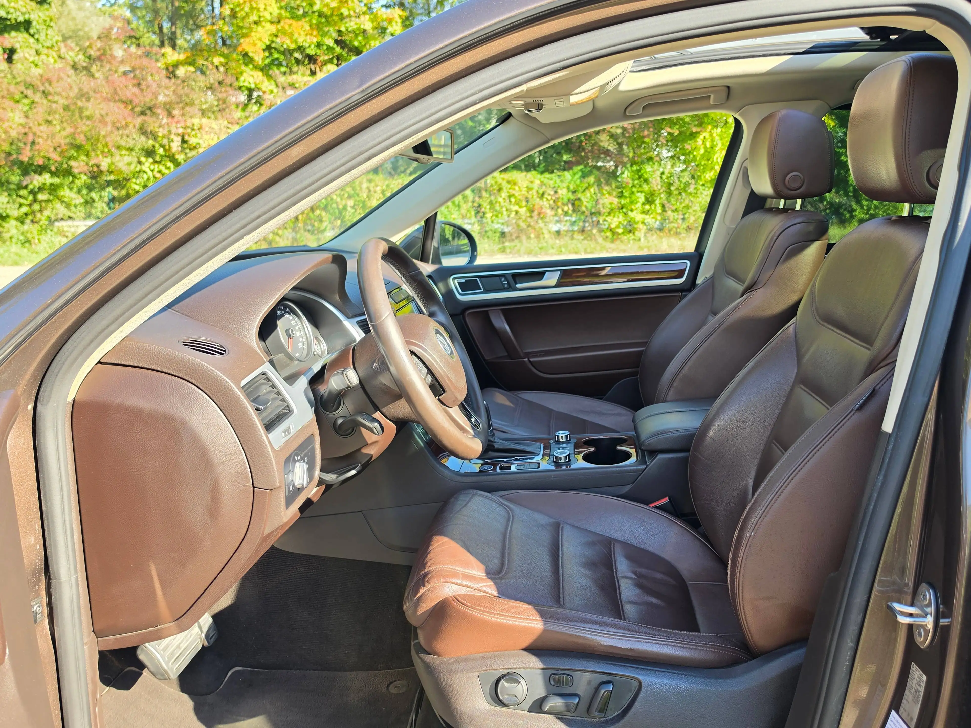 Volkswagen Touareg V6 TDI Pano* Sitzmemory* Navi* Leder* RFK* AHK* — photo 12
