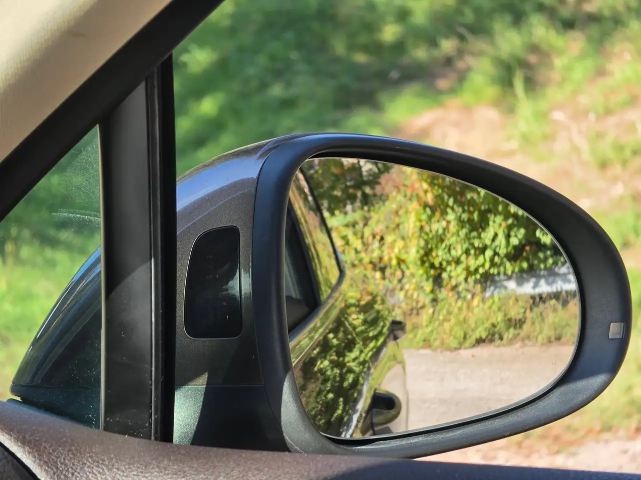 Volkswagen Touareg R-Line V6 TDI Pano – Bild 29