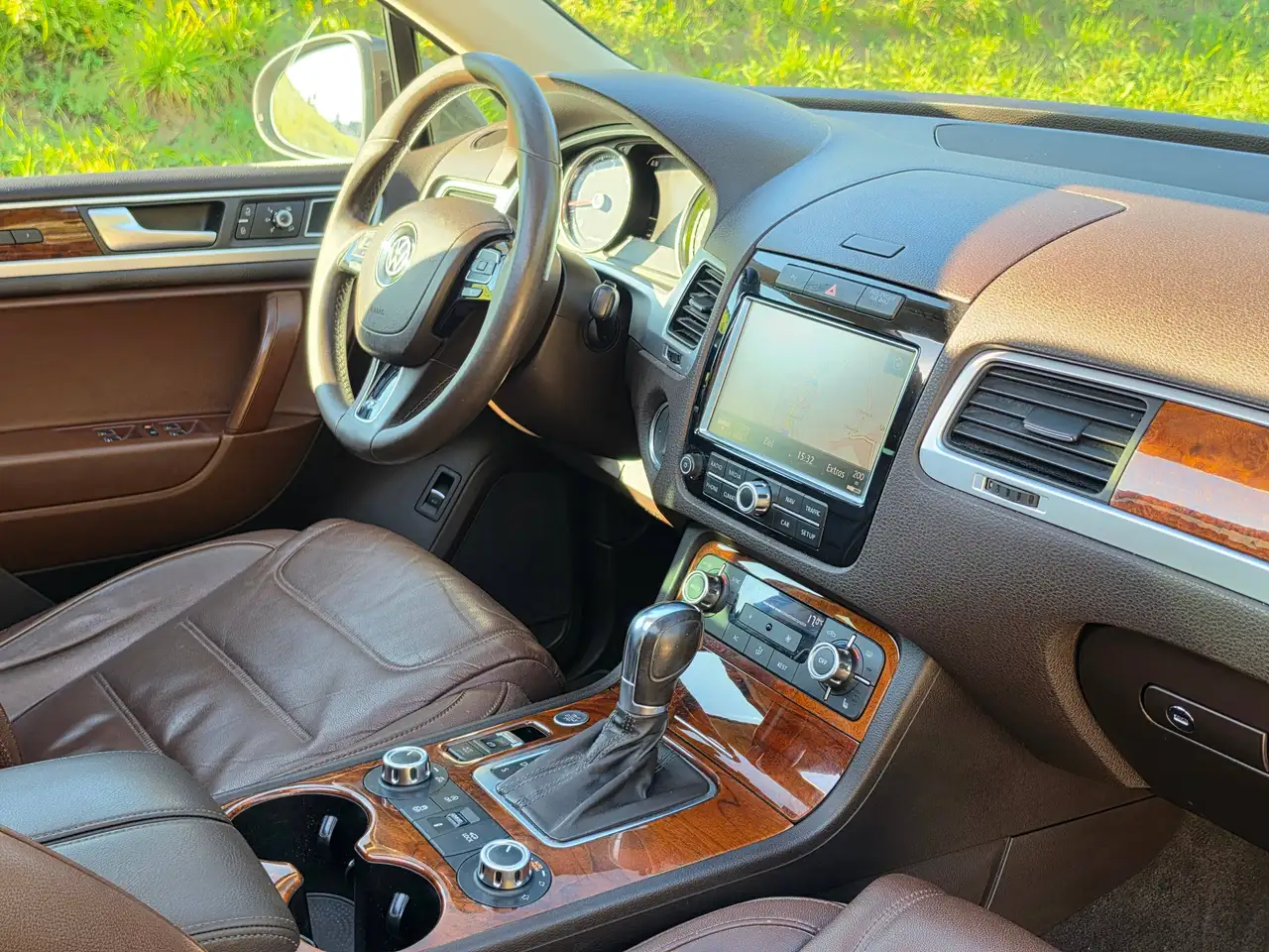 Volkswagen Touareg R-Line V6 TDI Pano – Bild 16
