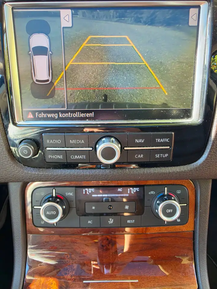 Volkswagen Touareg R-Line V6 TDI Pano – Bild 26