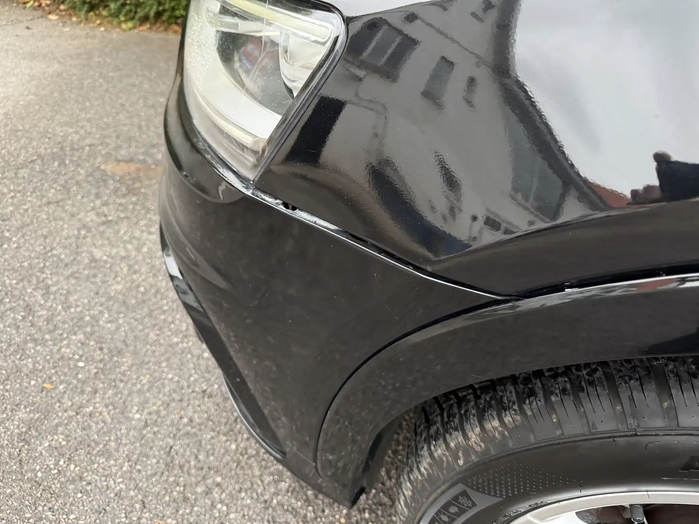 Audi Q3 2.0 TDi S line+NAVI+AIRCO+CUIR+SIEG CHAUFF+EURO 5 Noir - 2