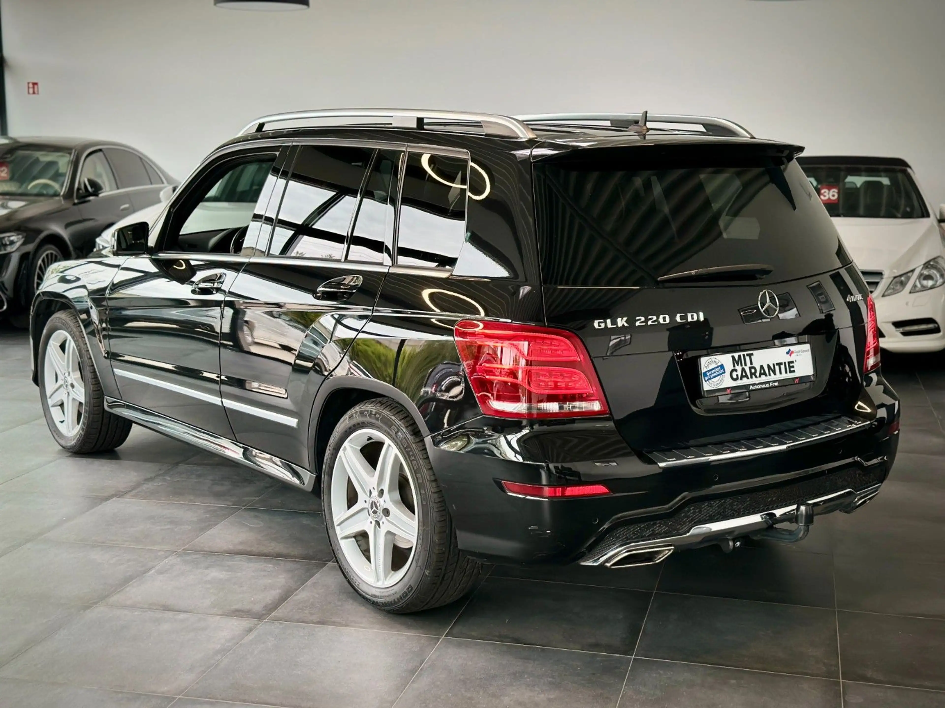 Mercedes-Benz GLK 220 4Matic *AMG-Line*AHK*IHC*Esche-Edelholz* — photo 4