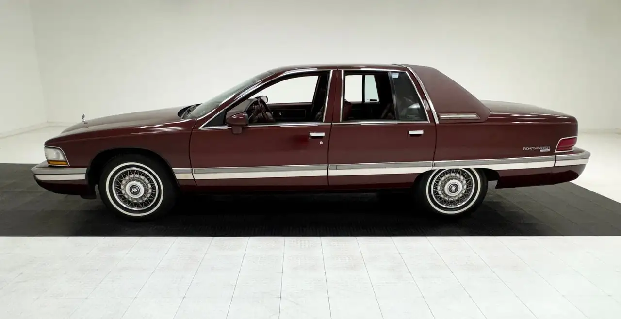 Buick Roadmaster Limited 4 Door Sedan, foto 2