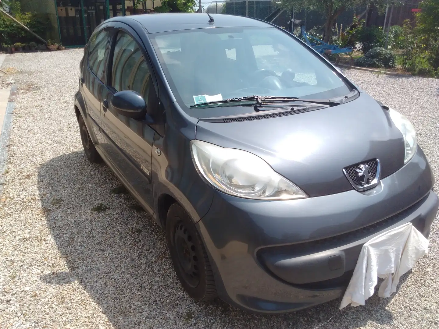 Peugeot 107 107 2005 5p 1.4 hdi Sweet Years Nero - 2