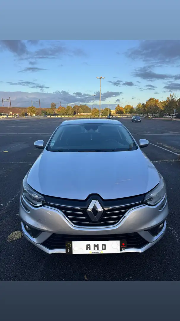 Renault Megane Mégane IV Berline dCi 110 Energy Intens - 2