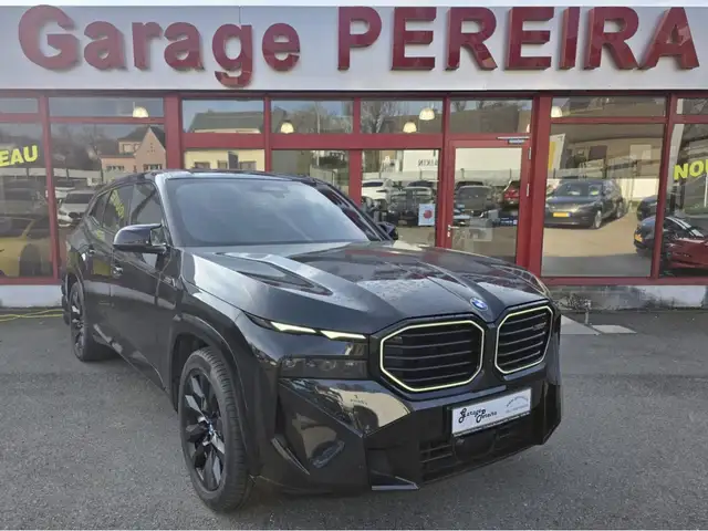 BMW XM 4.4i XDRIVE Plug In SOFTCLOSE HEAD UP HARMAN KARDO