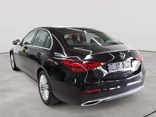 Mercedes-Benz C-Class view 5