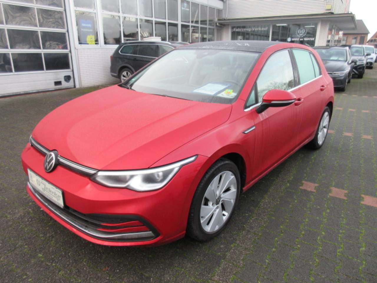 Volkswagen Golf 2022 — Style 1.5 eTSI DSG NAVI PANORAMA KAMERA ALU ACC APS SITZHEIZUNG LED CLIMATRONIC