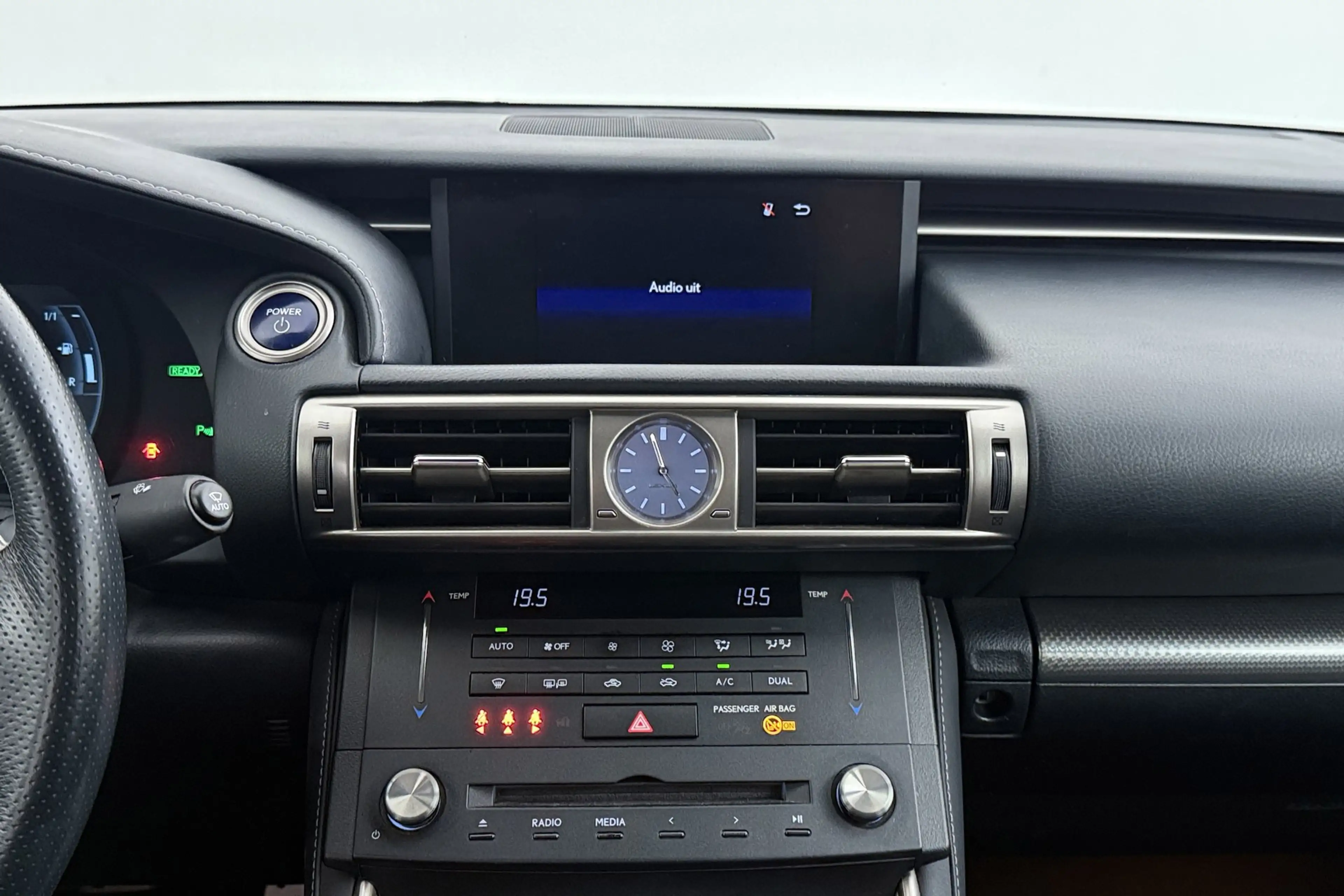 Lexus IS 300 300h F Sport Line | Trekhaak | Elek stoelverstelli — photo 21