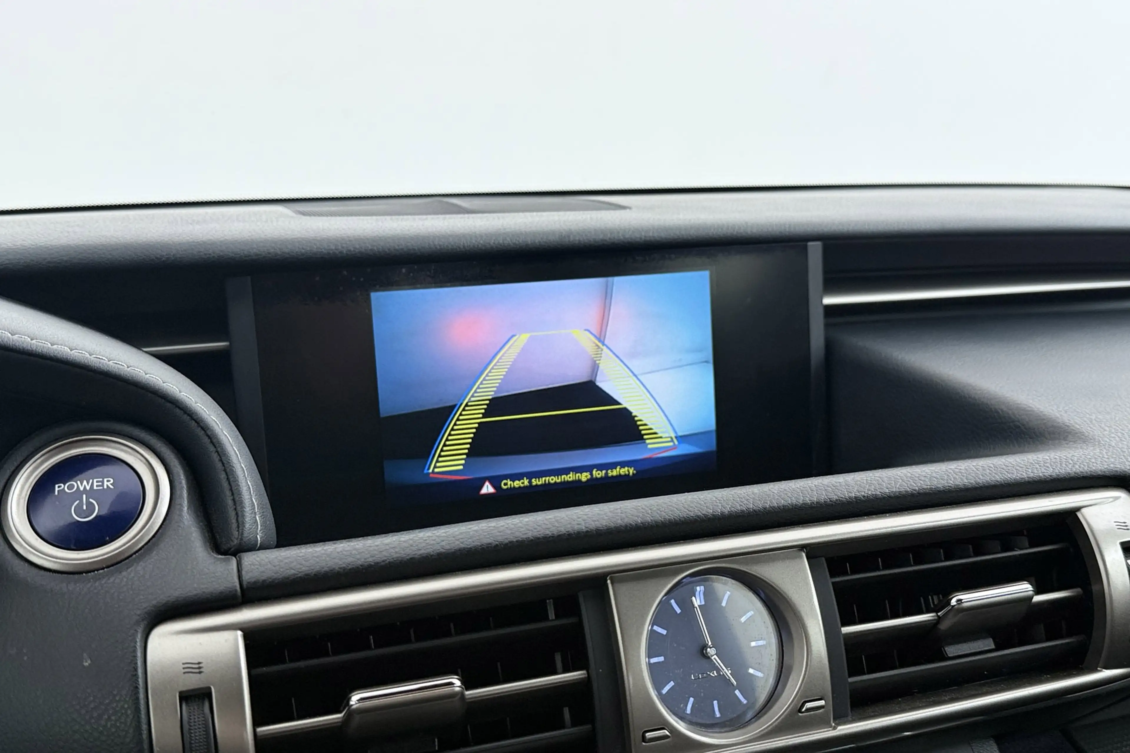 Lexus IS 300 300h F Sport Line | Trekhaak | Elek stoelverstelli — photo 25
