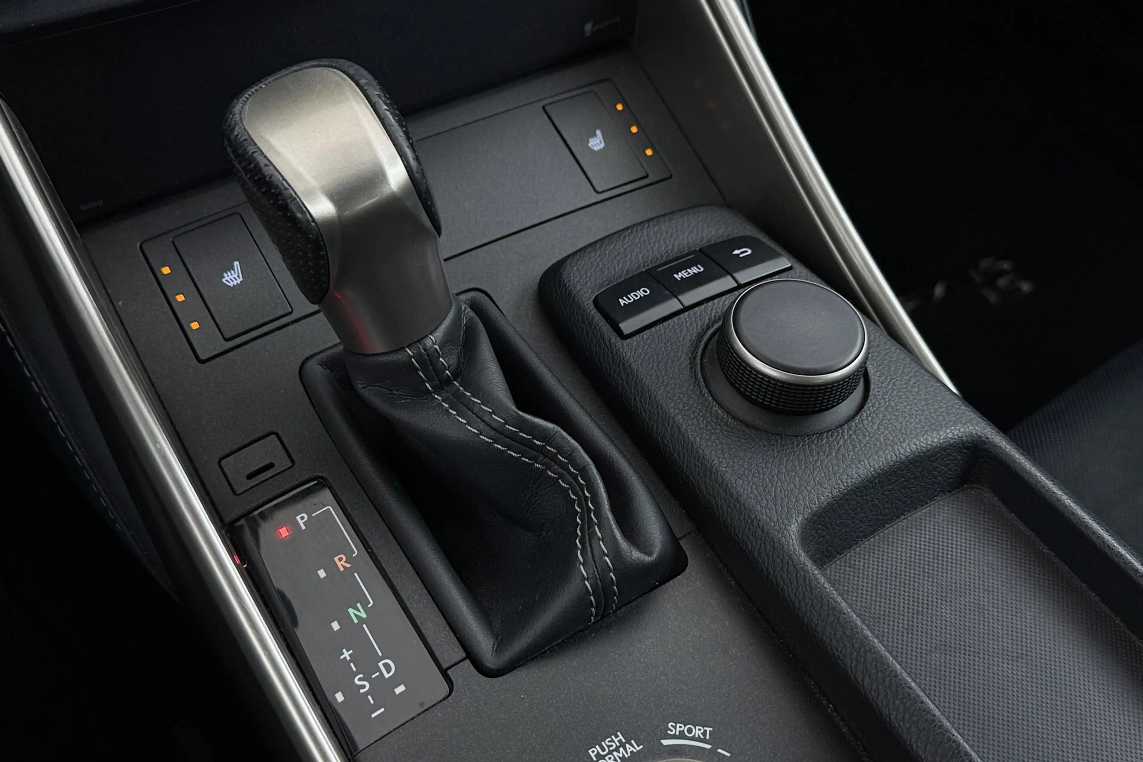 Lexus IS 300 300h F Sport Line | Trekhaak | Elek stoelverstelli — photo 30