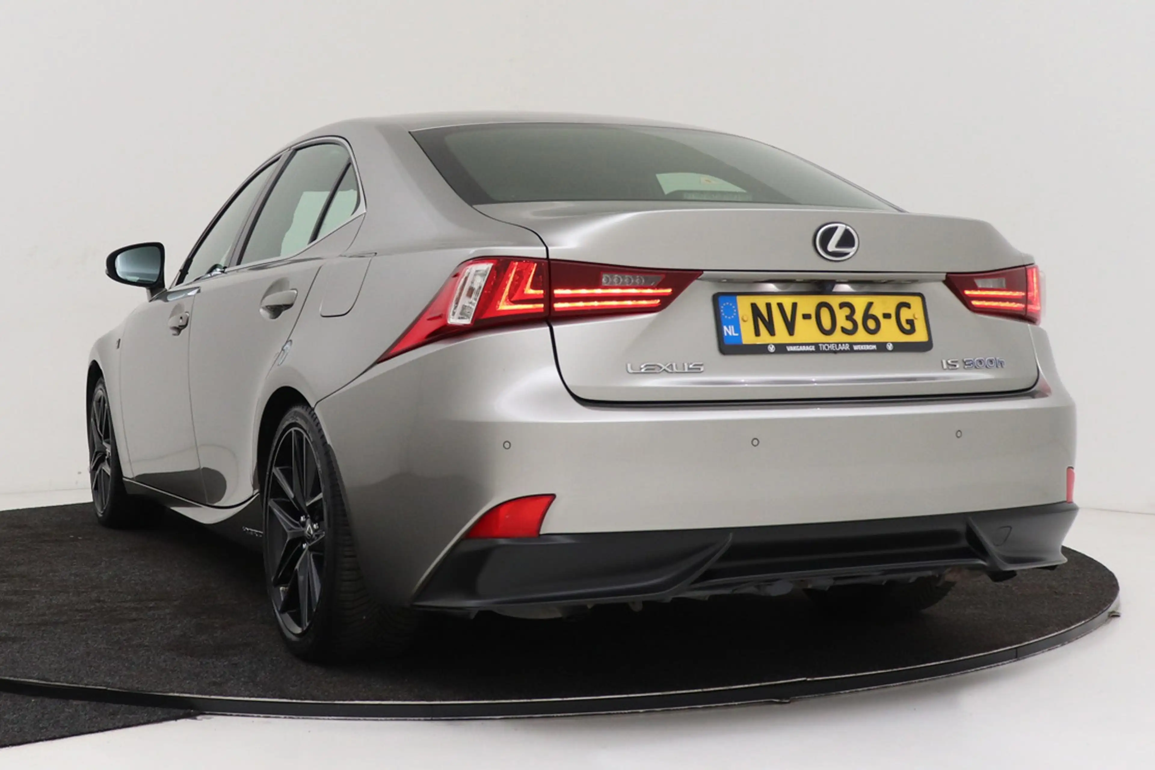 Lexus IS 300 300h F Sport Line | Trekhaak | Elek stoelverstelli — photo 8