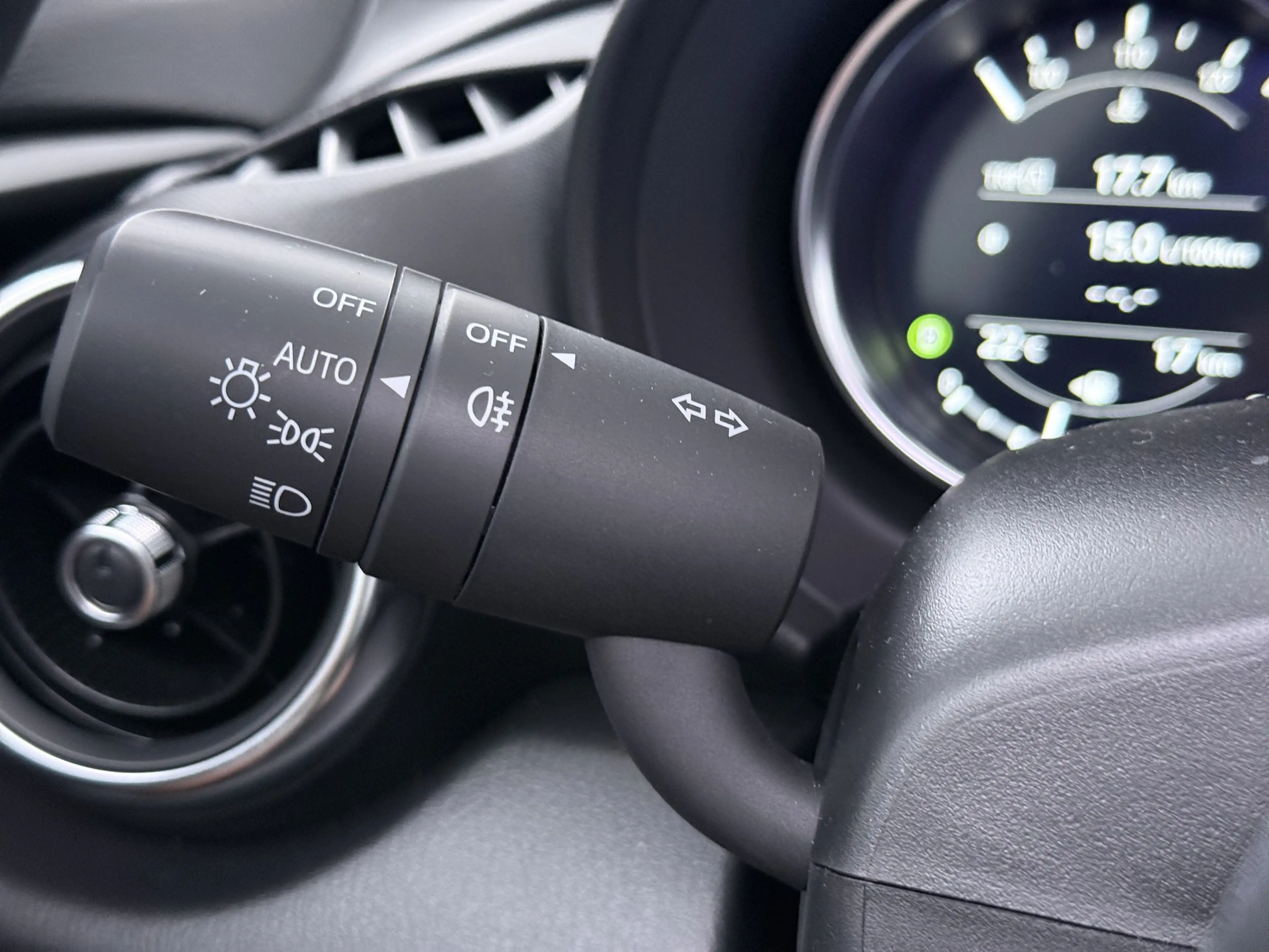 Mazda MX-5 RF 1.5 SkyActiv-G 132 Homura — photo 8