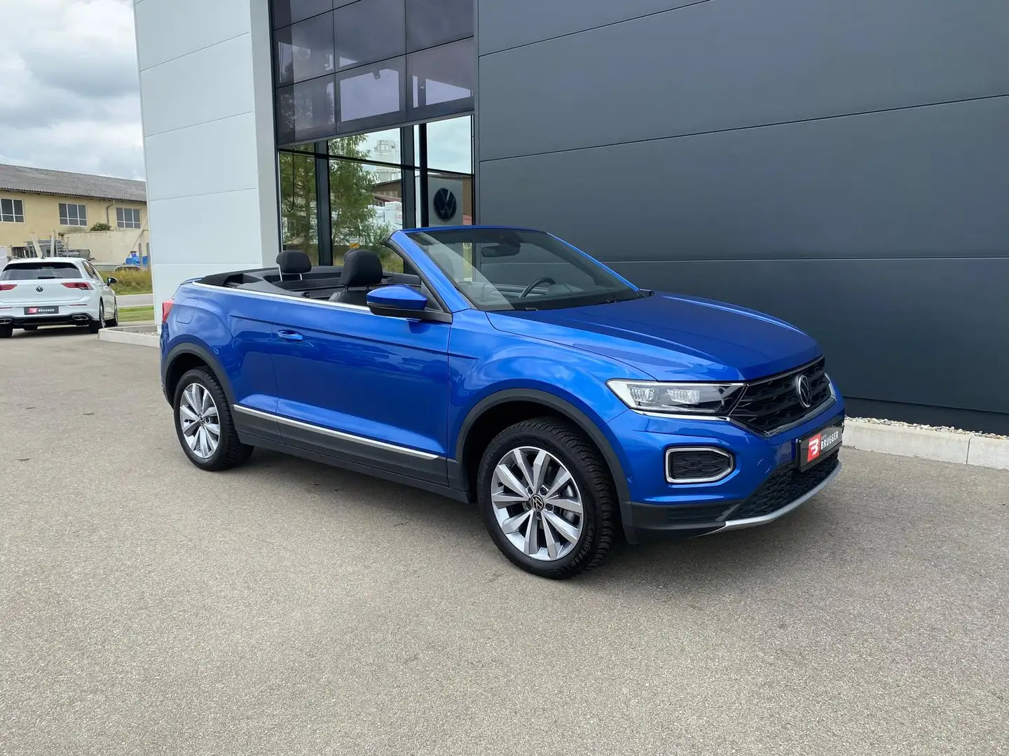 Volkswagen T-Roc 1,5 TSI Style Navi ACC LED Kamera Blau - 2