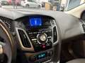 Ford Focus Wagon 1.6 EcoBoost Titanium /DEALER ONDERHOUDEN / Schwarz - thumbnail 20