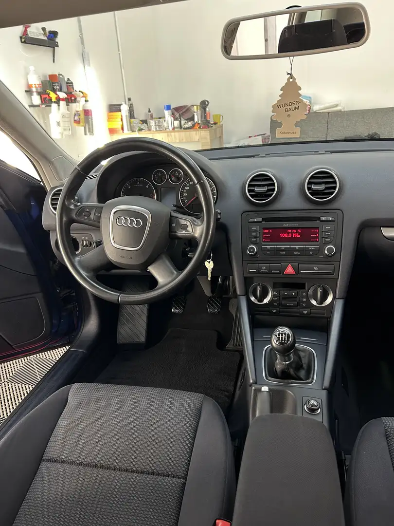 Audi A3 SB Attraction 2,0 TDI DPF - 1