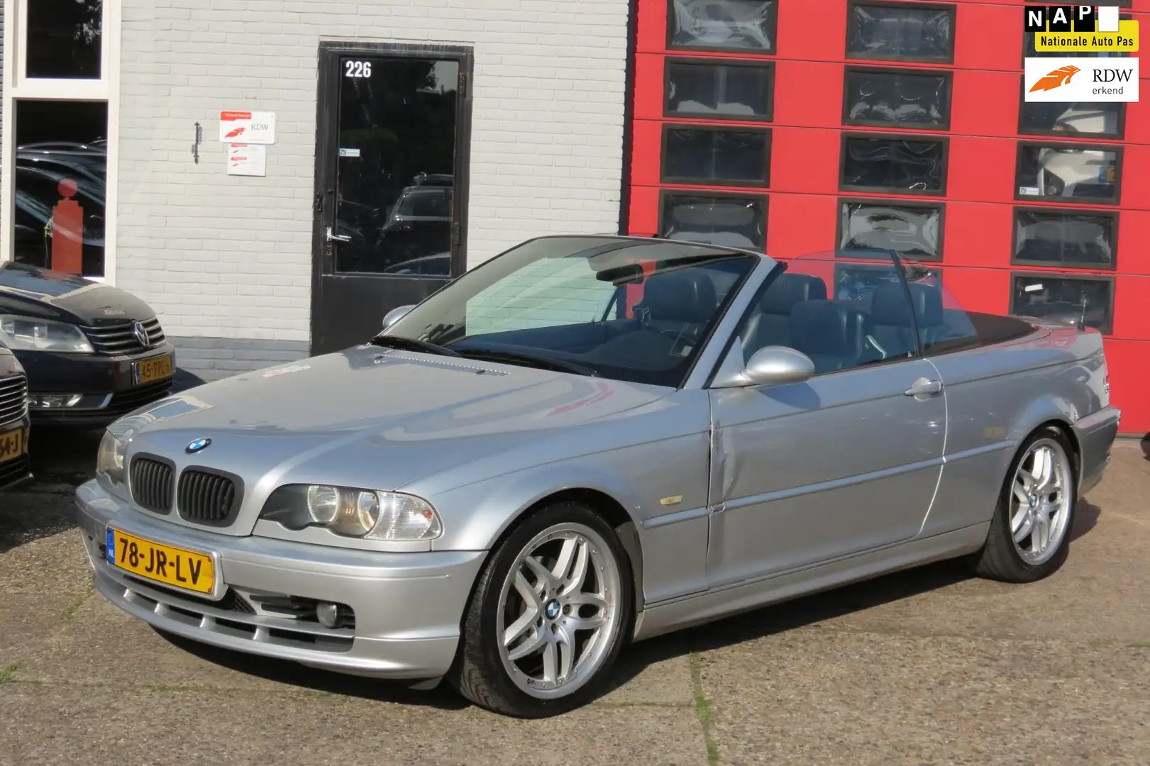 BMW 318 3-serie Cabrio 318Ci AUTOMAAT / VOL OPTIES / MET W Gri - 1