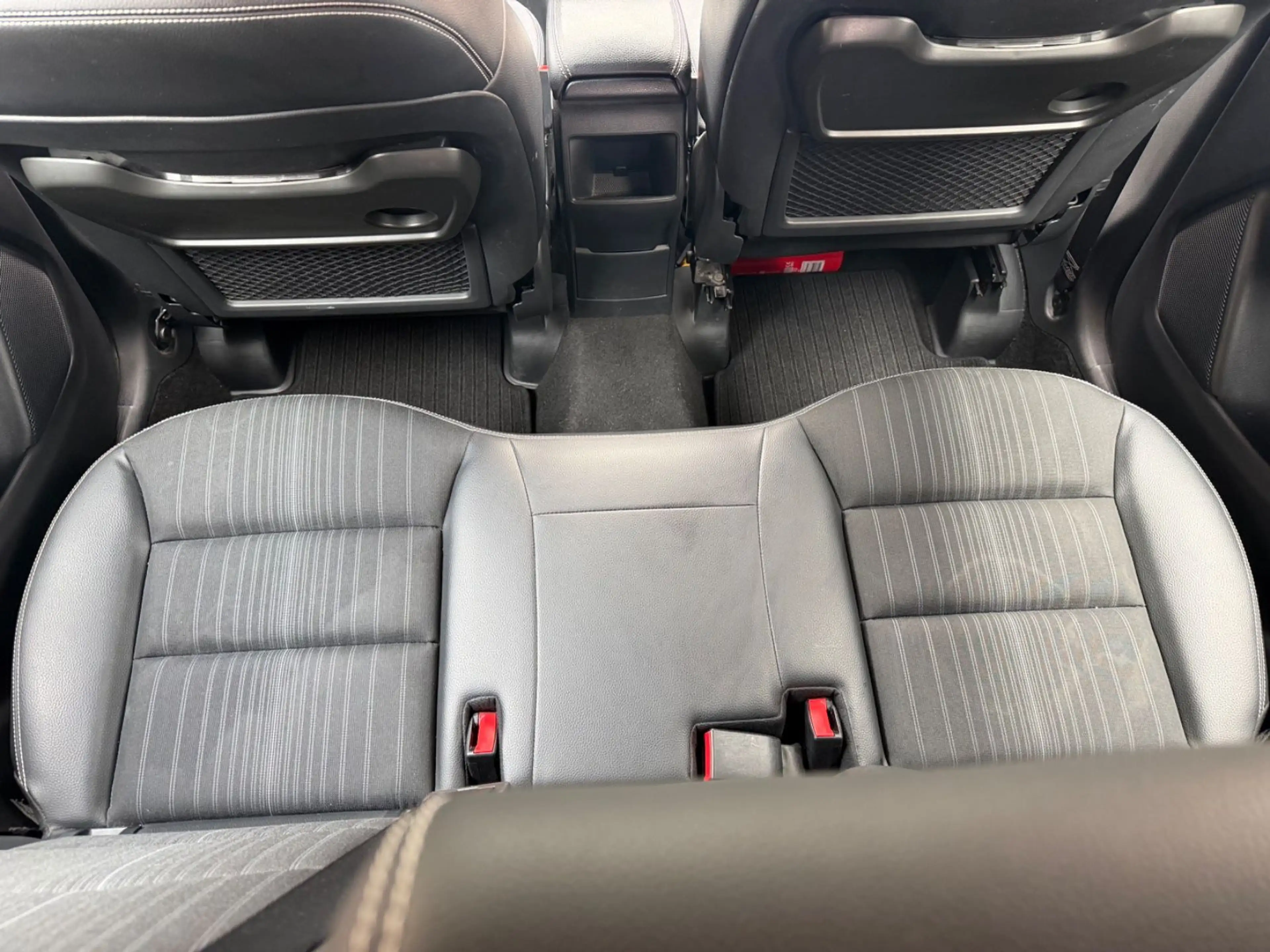 Mercedes-Benz B 180 AUTOMATIK+2.HAND+RÜCKFAHRKAMERA+BI-XENON — photo 12