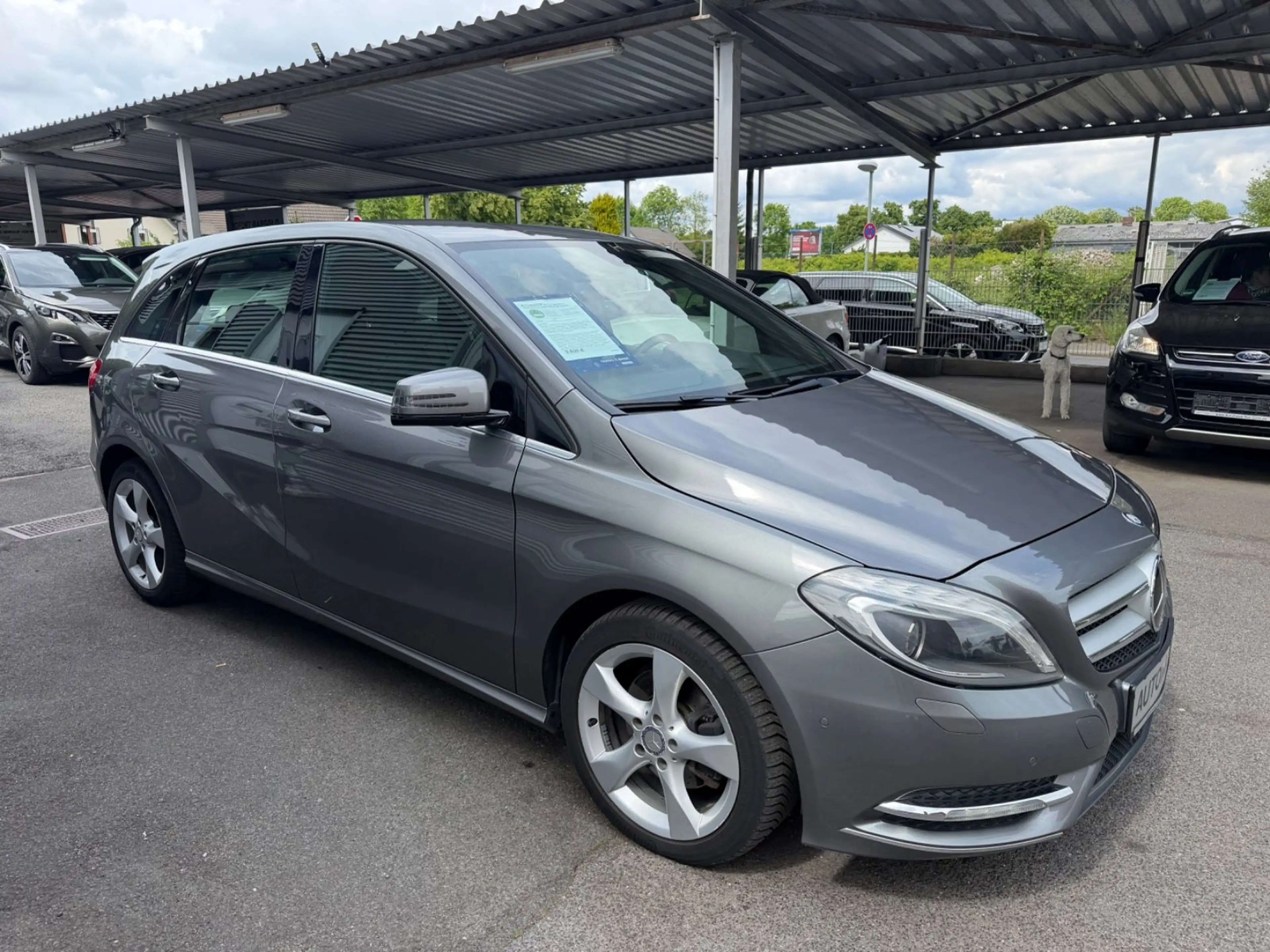 Mercedes-Benz B 180 AUTOMATIK+2.HAND+RÜCKFAHRKAMERA+BI-XENON — photo 4