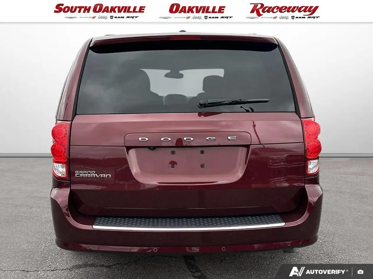 Dodge Grand Caravan снимка Dodge Grand Caravan