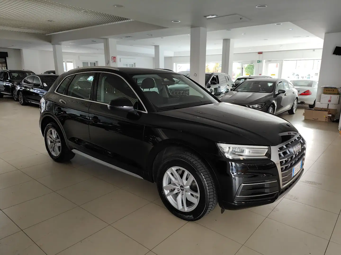 Audi Q5 50TFSIe Plug-In quattro S tronic FariLED Cerchi18” Noir - 2