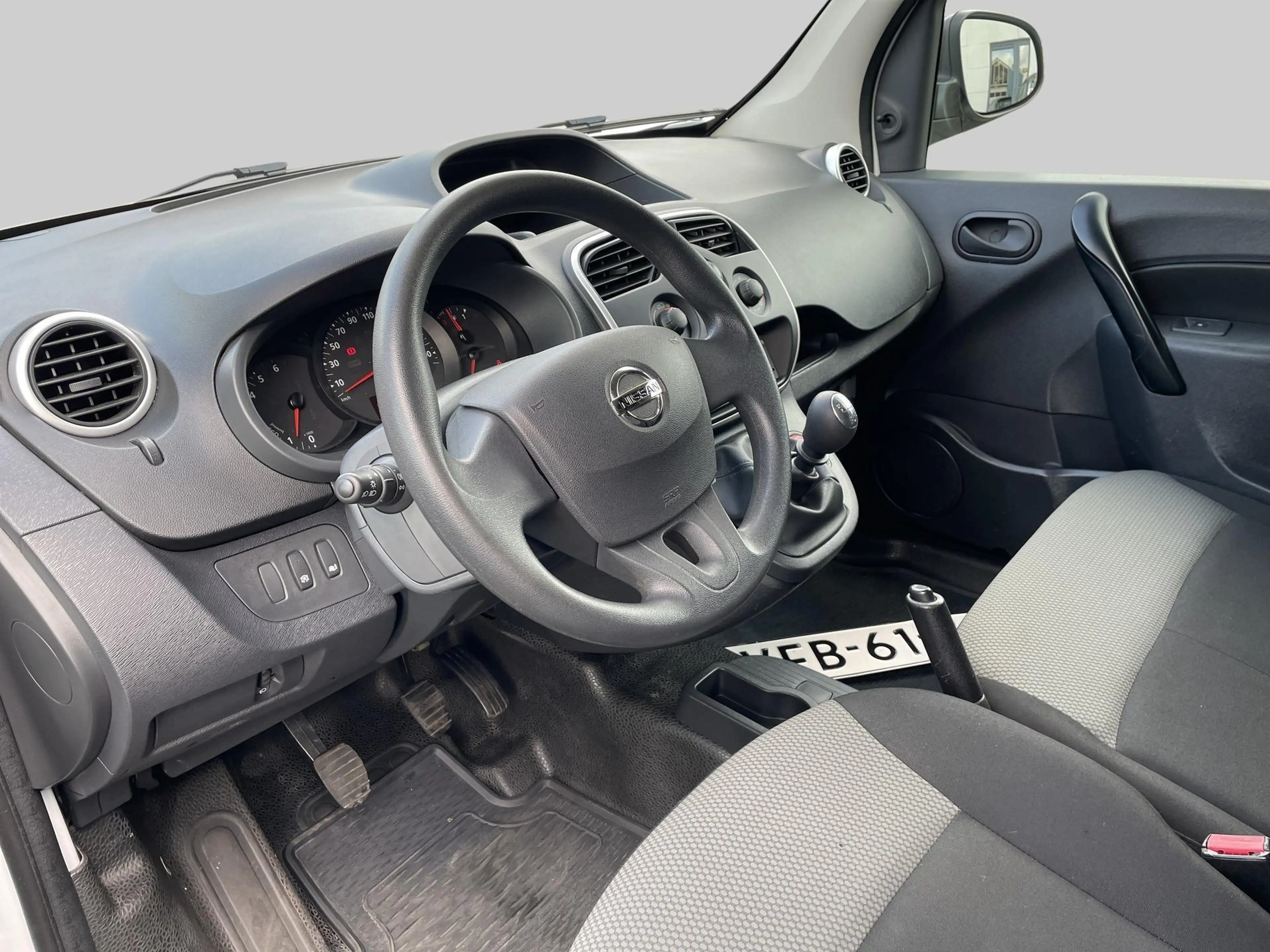 Nissan NV250 1.5 dCi 95 L1H1 Acenta Lage Km stand — photo 4