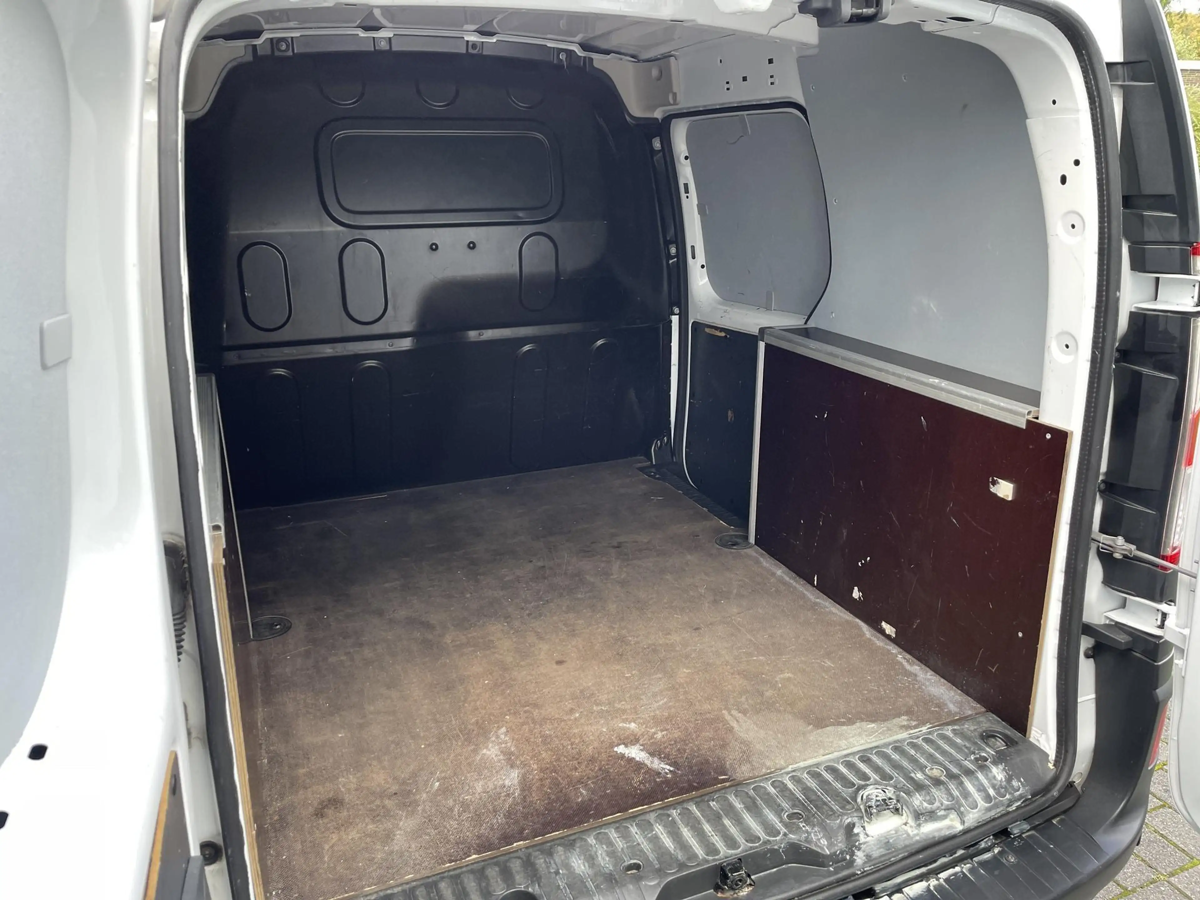 Nissan NV250 1.5 dCi 95 L1H1 Acenta Lage Km stand — photo 6