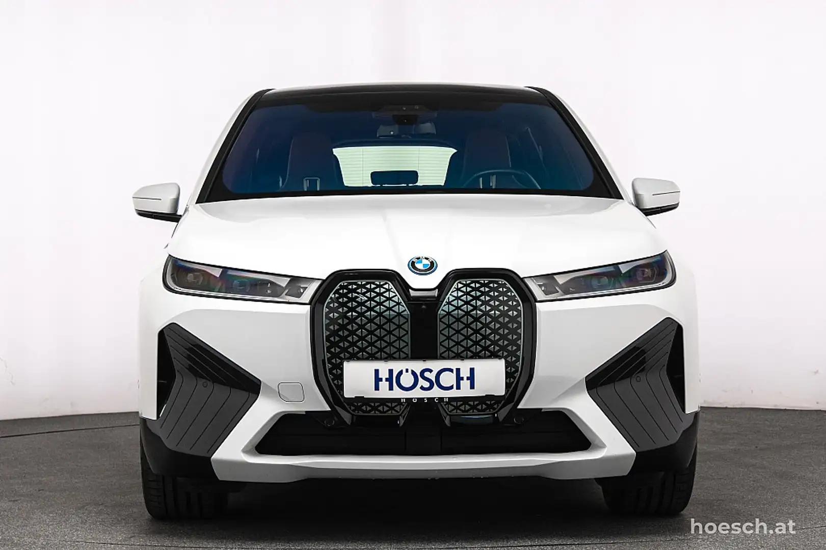 BMW iX M60 PANO AHK 22er B&W WIE NEU -50% Weiß - 2